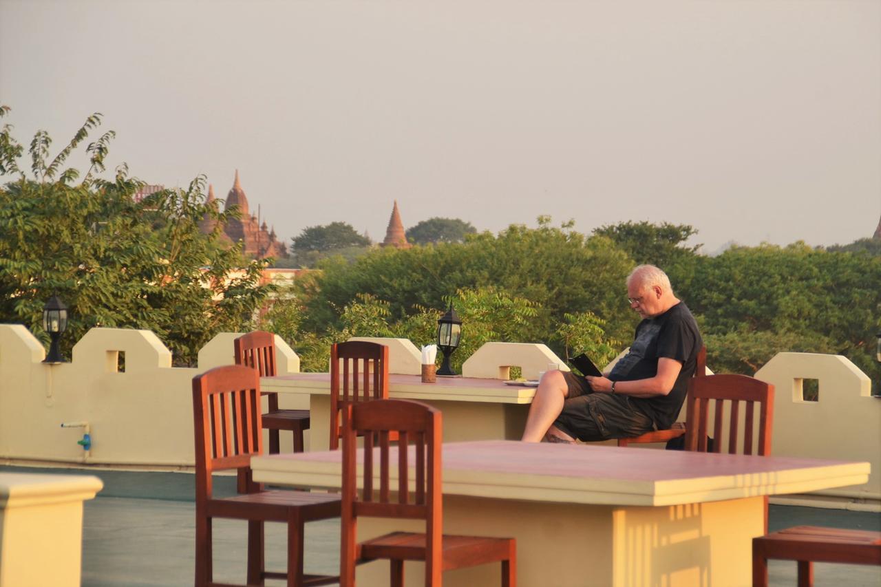 Temple View Hotel New Bagan Kültér fotó